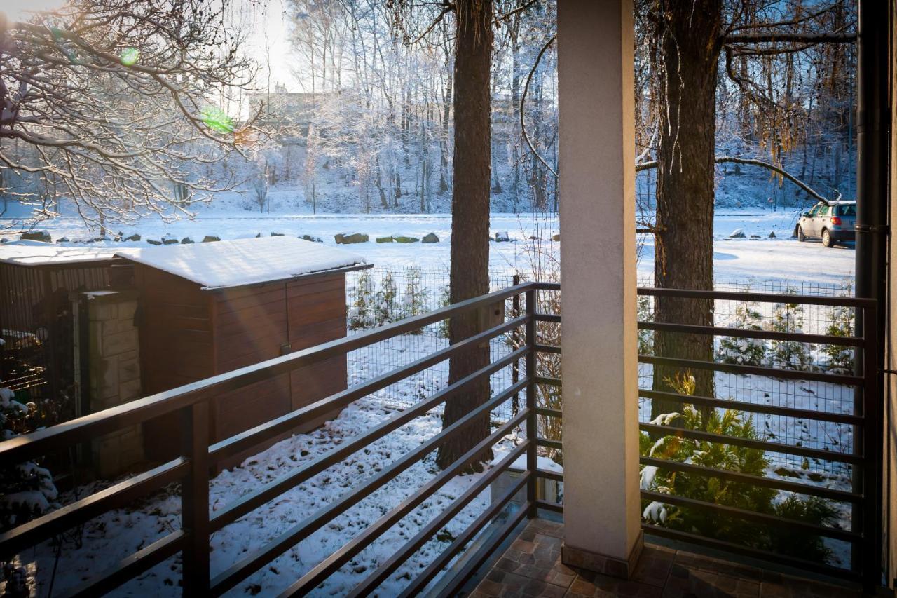 Komfortowy Apartament W Centrum Ustronia Екстериор снимка