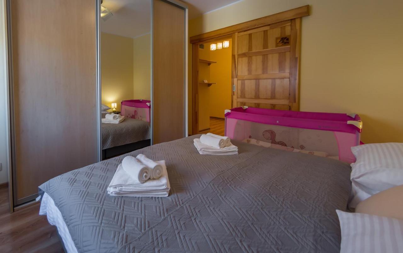 Komfortowy Apartament W Centrum Ustronia Екстериор снимка