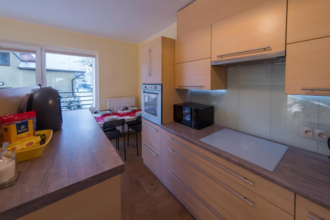 Komfortowy Apartament W Centrum Ustronia Екстериор снимка