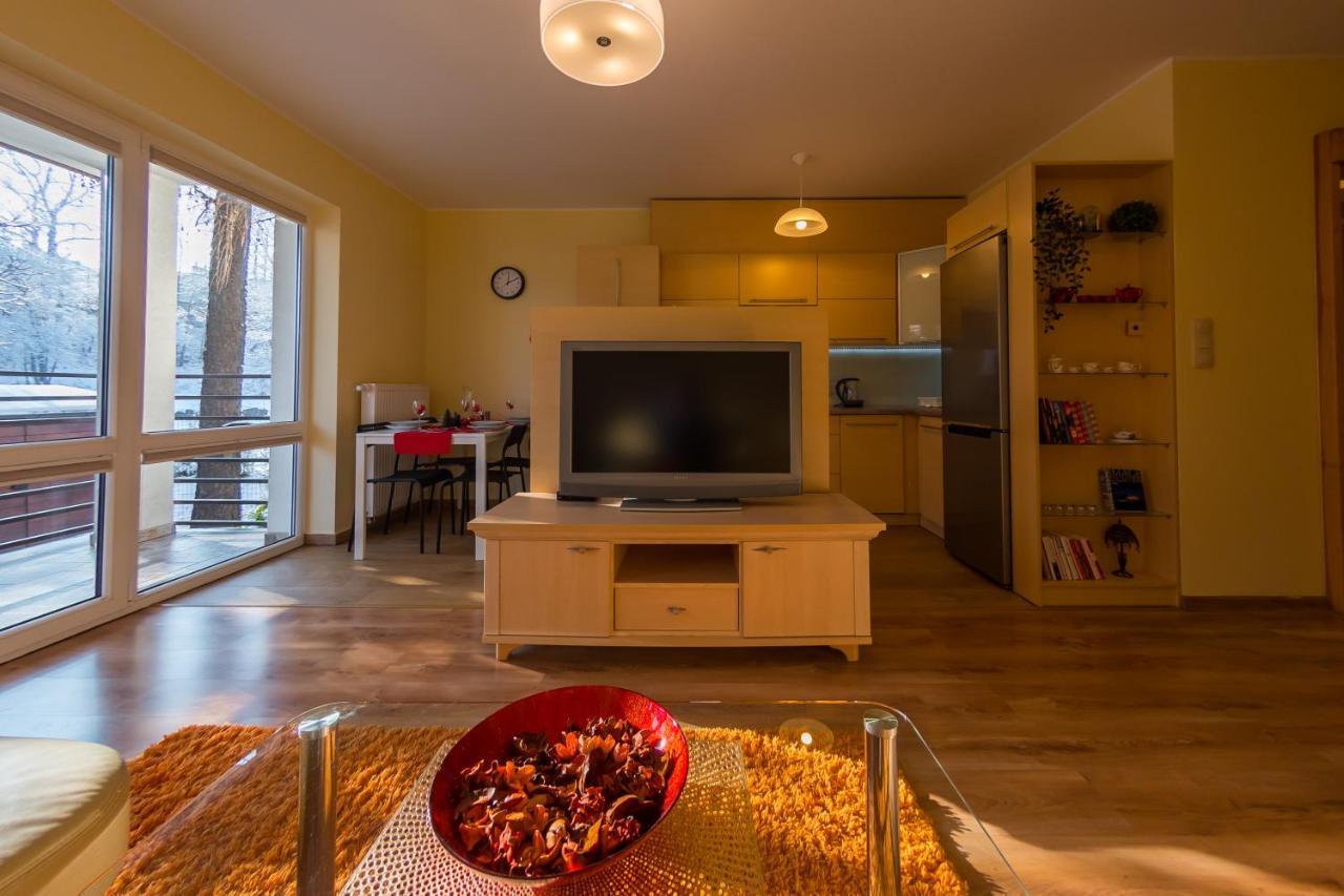 Komfortowy Apartament W Centrum Ustronia Екстериор снимка