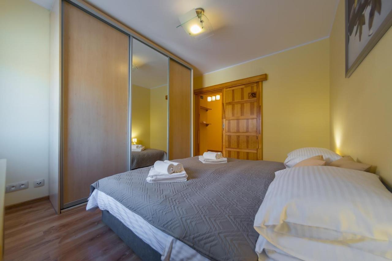 Komfortowy Apartament W Centrum Ustronia Екстериор снимка