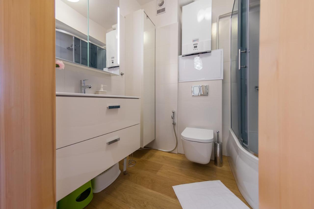 Komfortowy Apartament W Centrum Ustronia Екстериор снимка